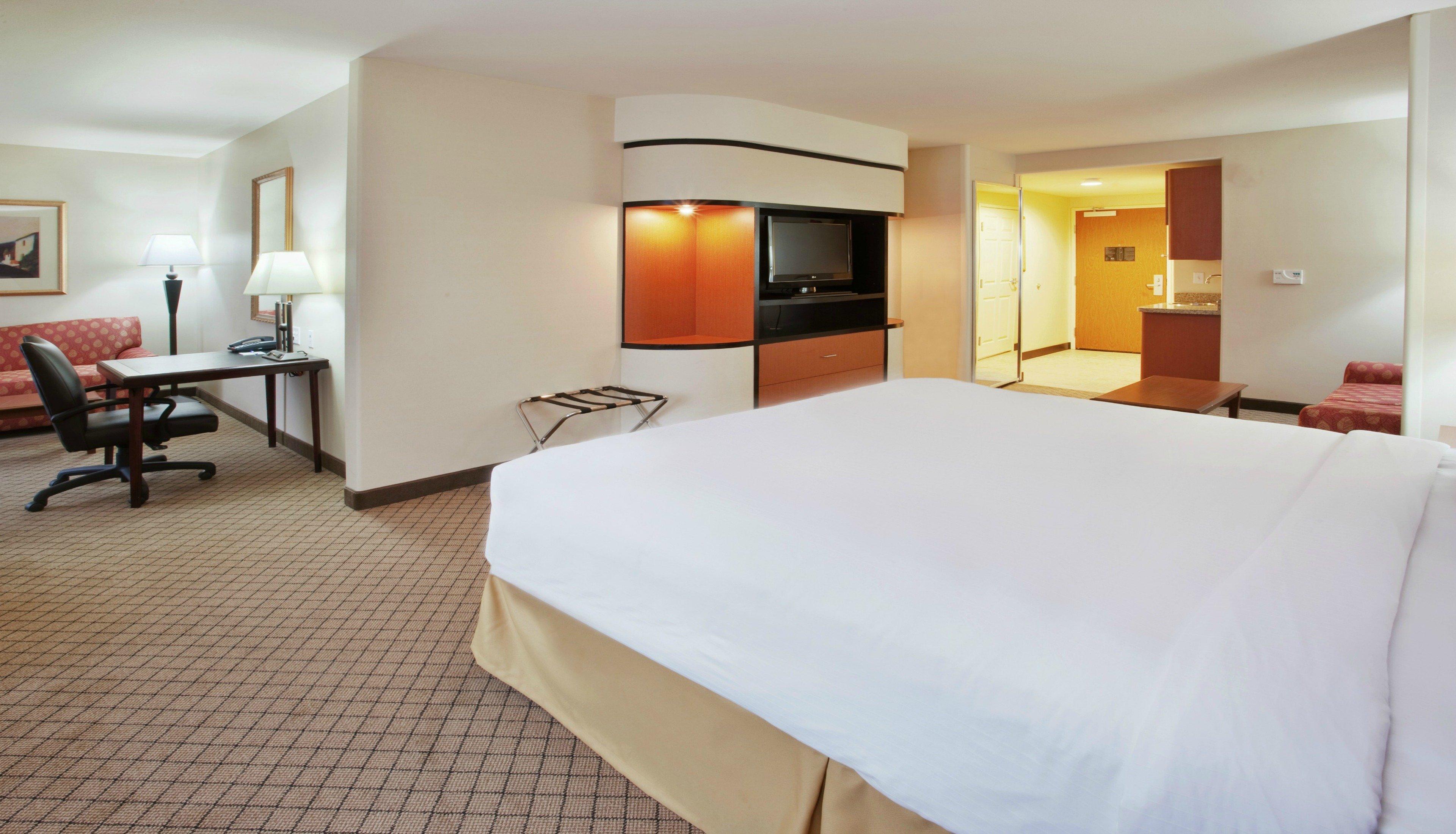 Express & Lincoln-roseville Area, An Ihg Hotel