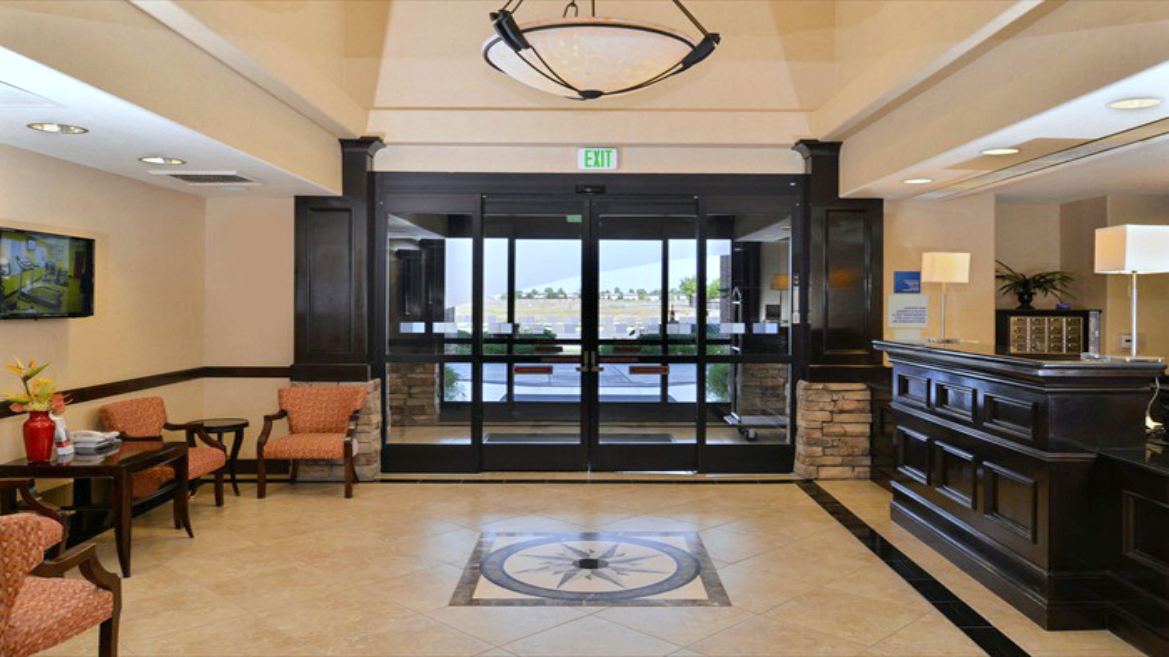 Express & Lincoln-roseville Area, An Ihg