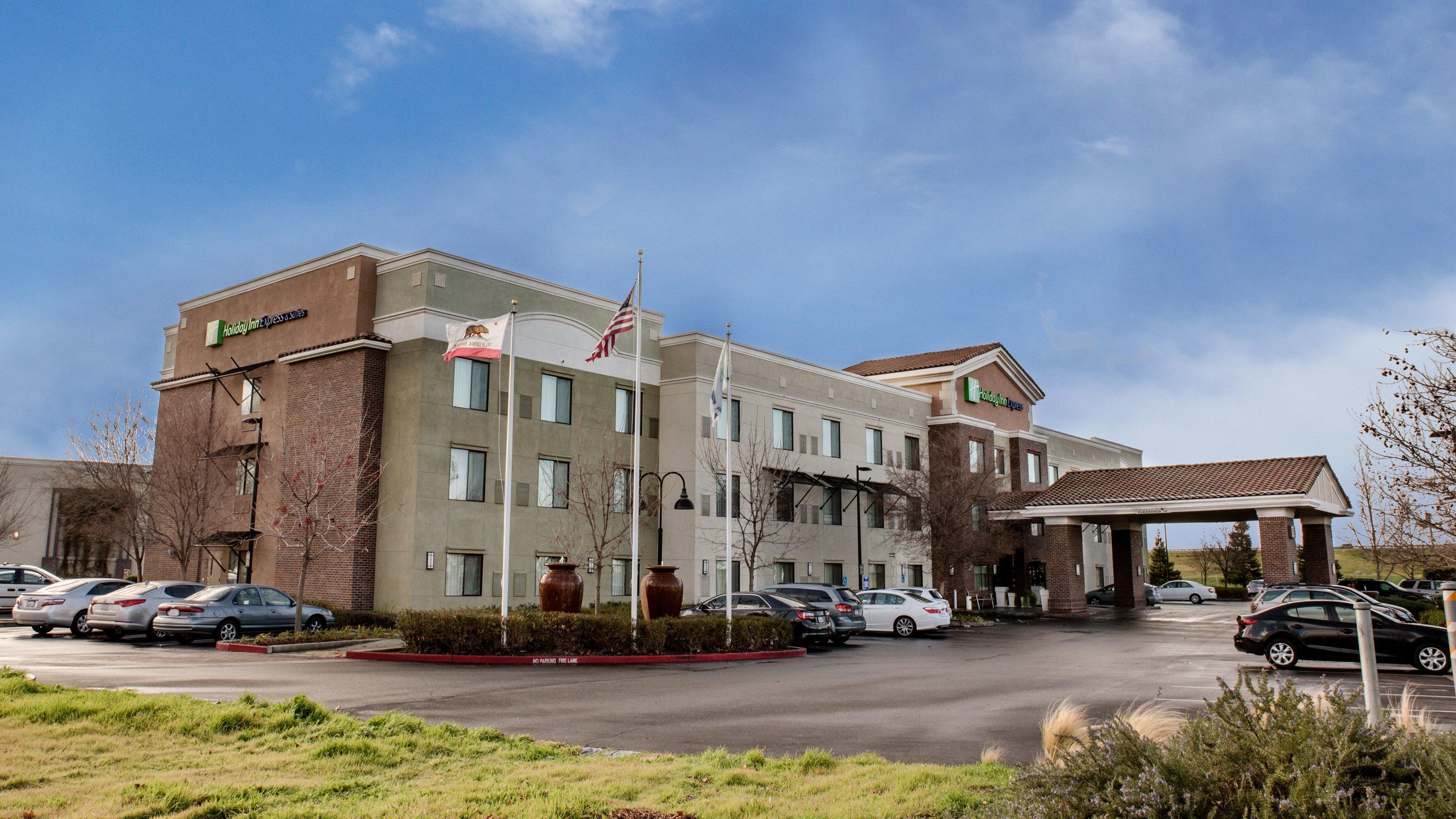 Hotel Express & Lincoln-roseville Area, An Ihg 3*