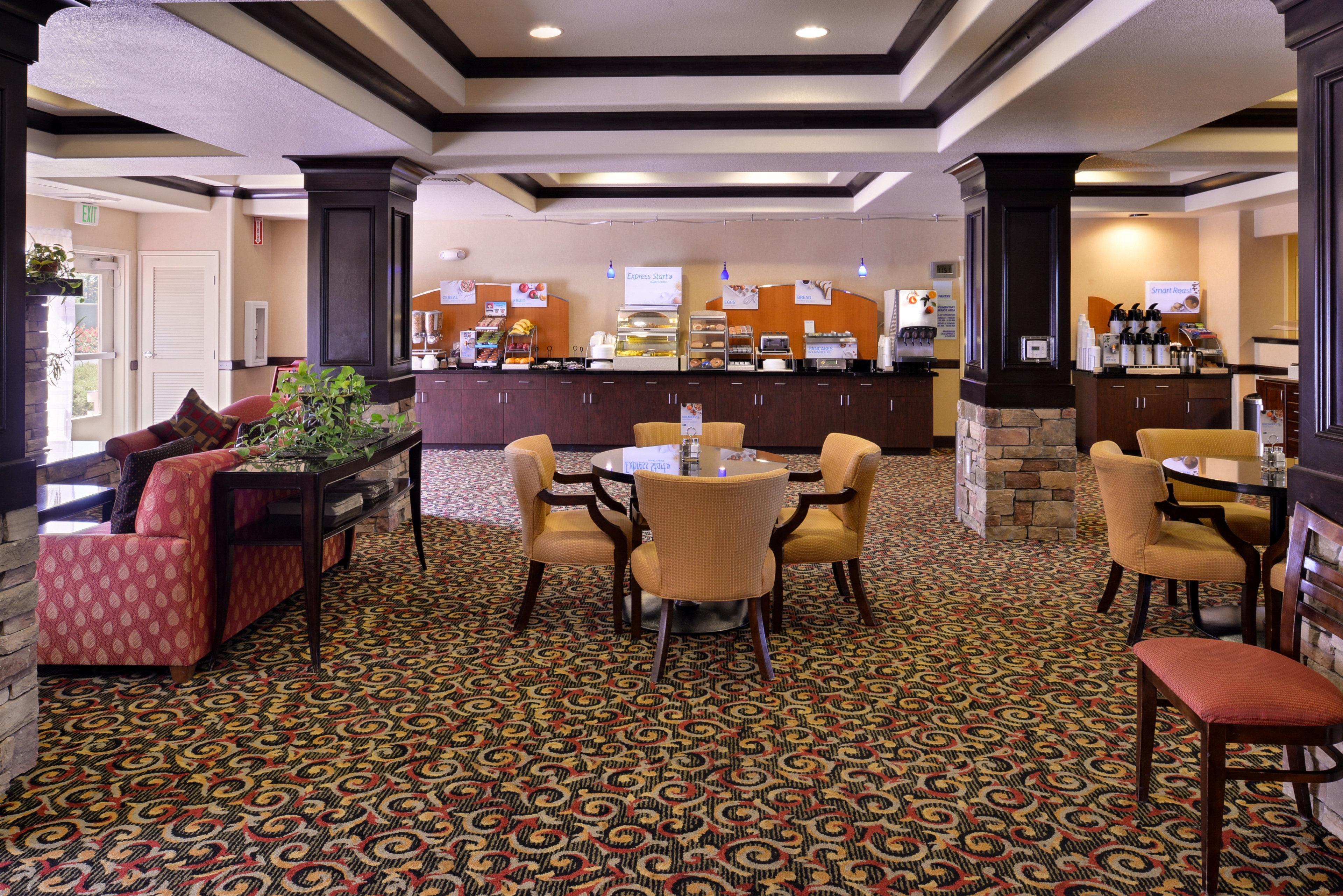 Express & Lincoln-roseville Area, An Ihg Hotel Lincoln