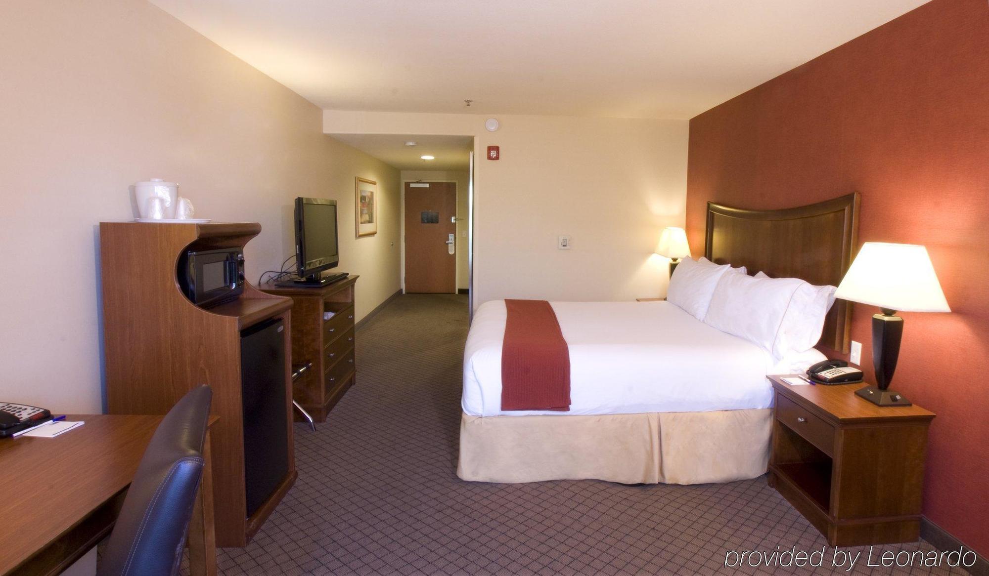 Express & Lincoln-roseville Area, An Ihg Hotel 3*