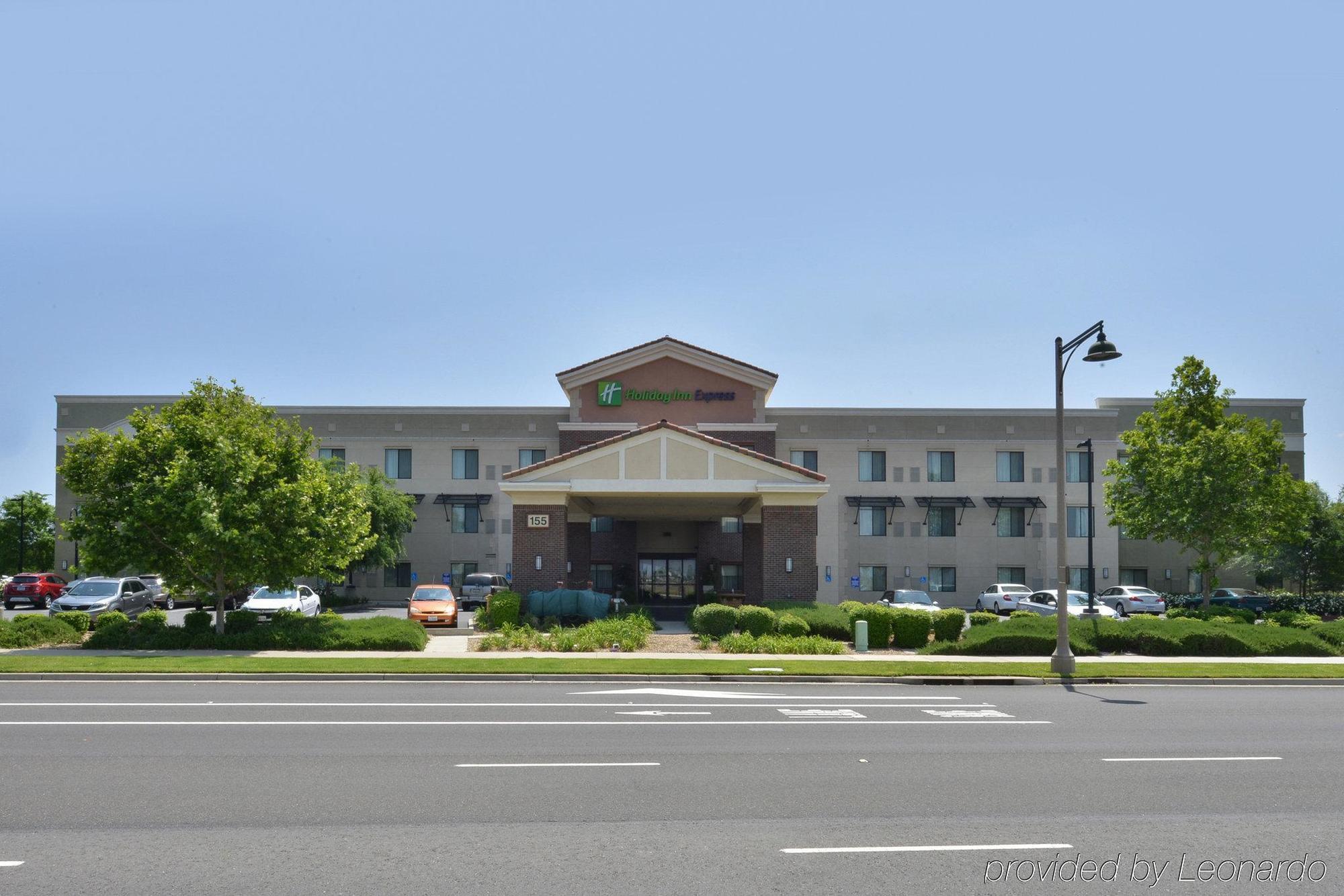 Express & Lincoln-roseville Area, An Ihg Lincoln