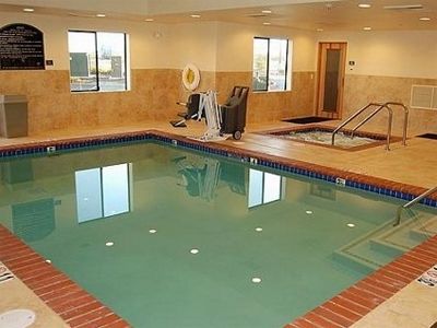 Hotel Express & Lincoln-roseville Area, An Ihg