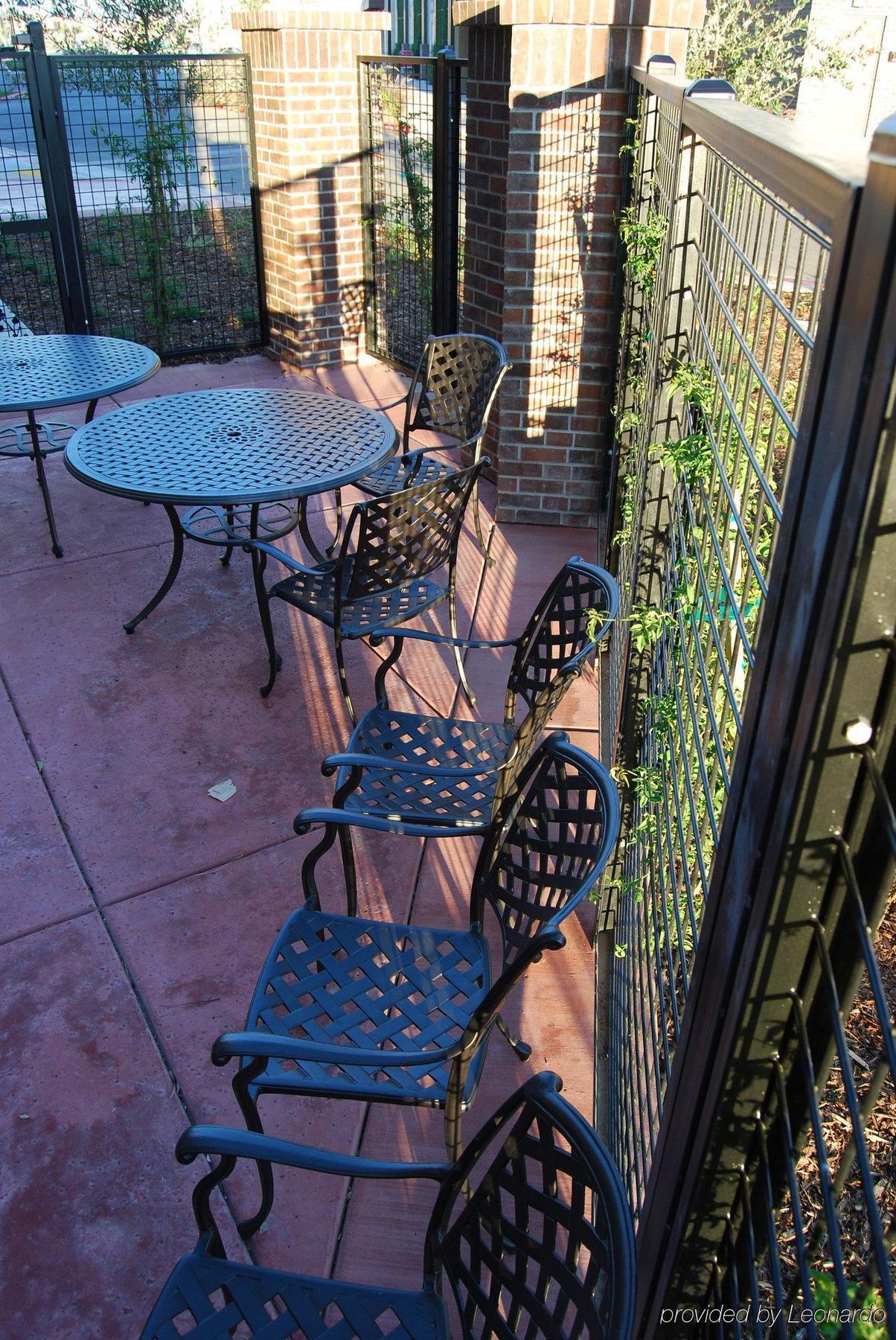 Hotel Express & Lincoln-roseville Area, An Ihg 3*