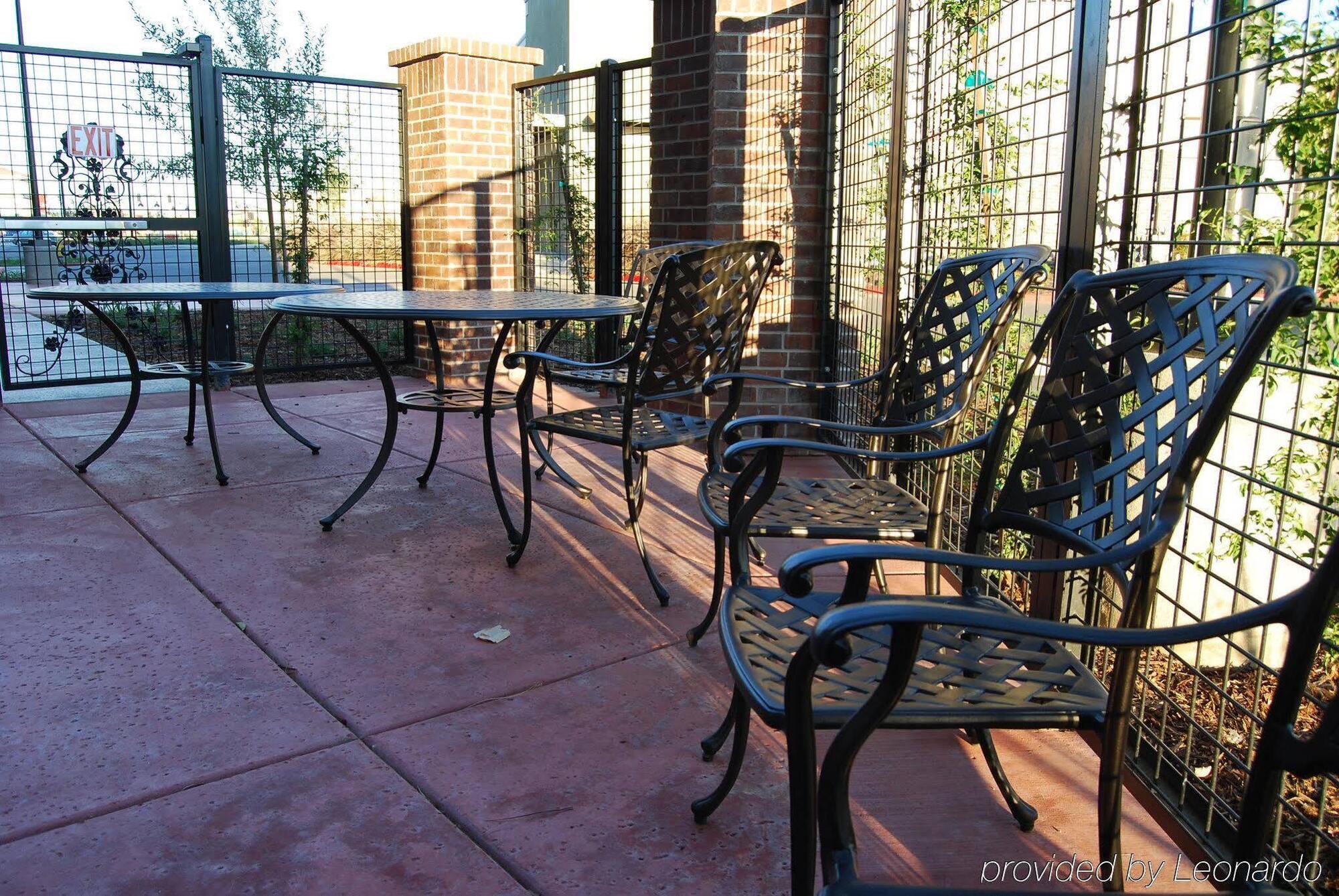 Hotel Express & Lincoln-roseville Area, An Ihg 3*