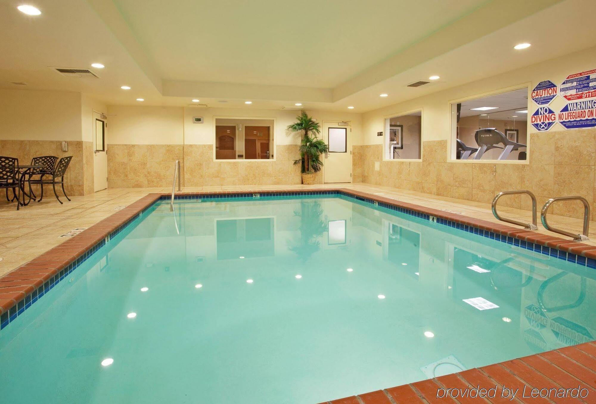 Express & Lincoln-roseville Area, An Ihg Hotel 3*
